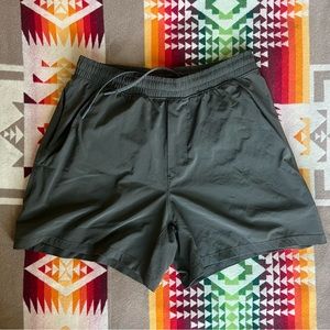 Lululemon Pacebreaker Shorts 5”